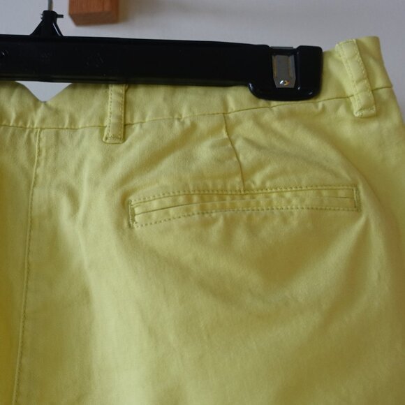 Boden  Women's citrus yellow chino shorts 6 8 - Picture 5 of 8